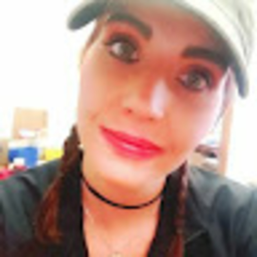 Meet your Posher, Christin